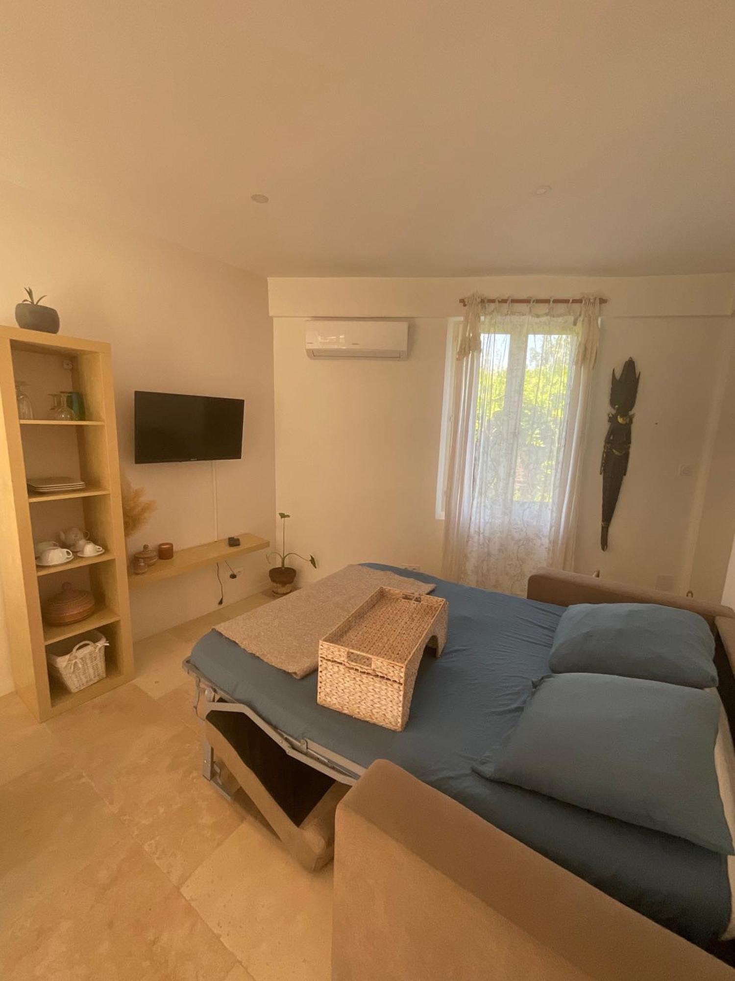 Studio Lumineux Villeneuve-les-Avignon Ngoại thất bức ảnh