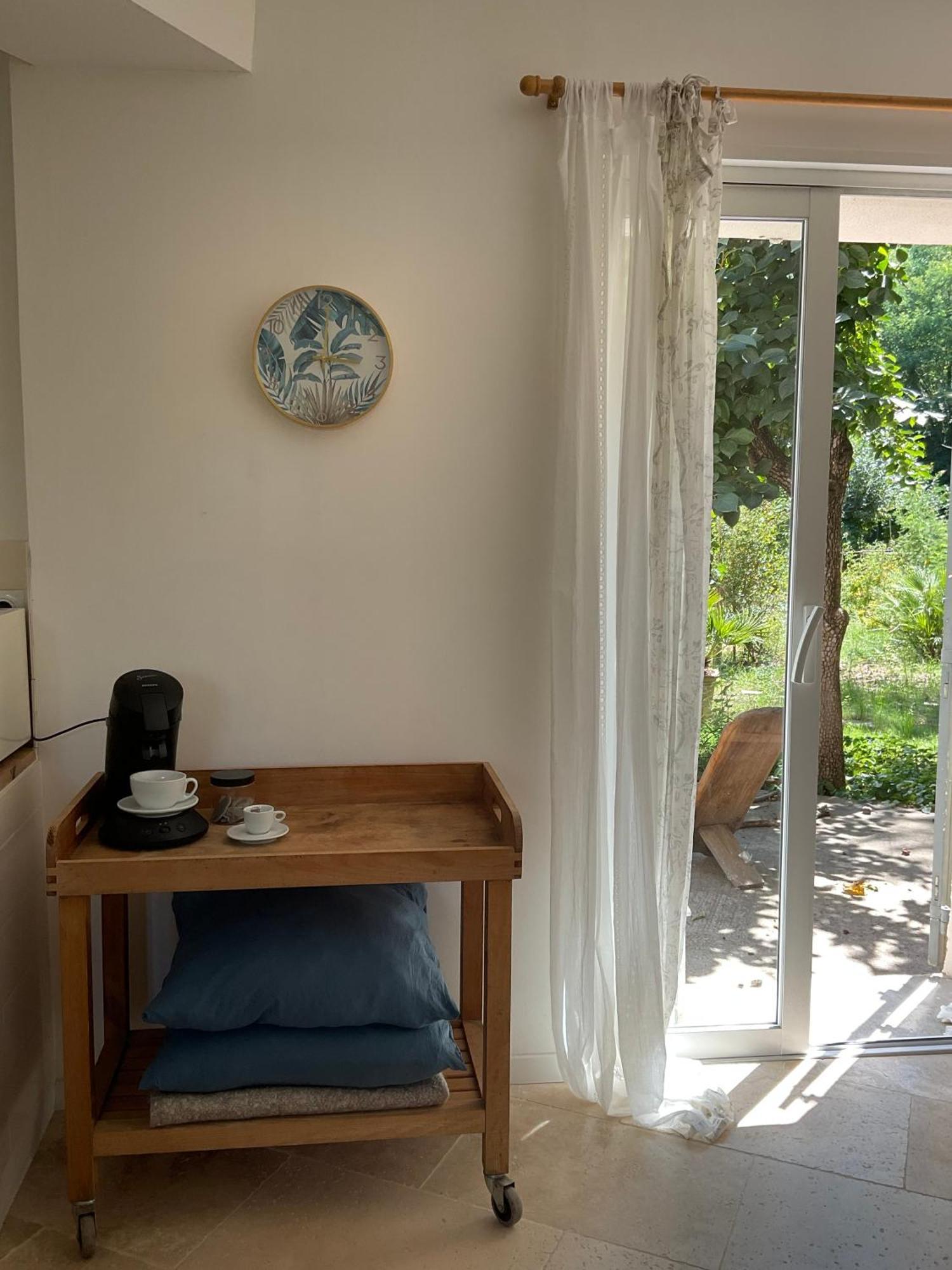Studio Lumineux Villeneuve-les-Avignon Ngoại thất bức ảnh